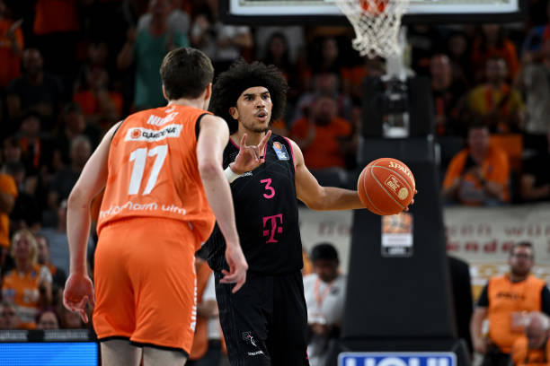 表现并没有 表现并没有