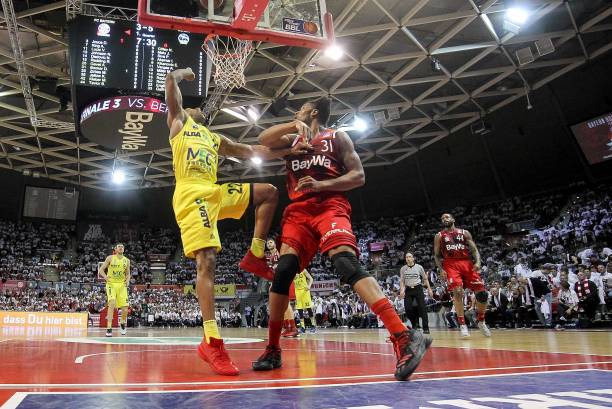 盯人之间的 盯人之间的