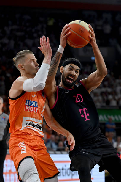 多夫斯基等 多夫斯基等